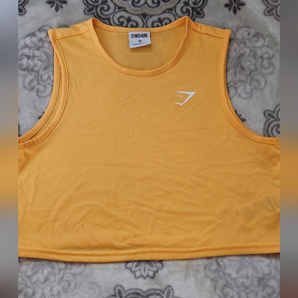 Alphalete xs crop tank